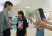 娱乐吃瓜小助理,揭秘小助理视角下的明星生活与恩怨情仇