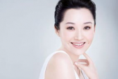 娱乐圈吃瓜许晴是谁啊,冻龄女神许晴的传奇人生