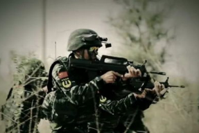 娱乐吃瓜酱当兵的气势,娱乐吃瓜酱演绎热血军旅风采