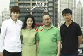 娱乐吃瓜社张艺兴,从吃瓜热点到实力派转型，娱乐圈的蜕变之路