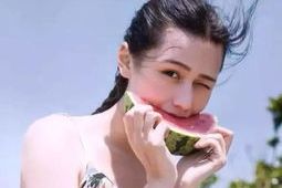 娱乐吃瓜酱头像女,揭秘网红女生的时尚魅力