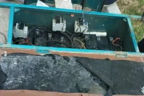 娱乐吃瓜酱偷电瓶,娱乐吃瓜酱的惊险一幕