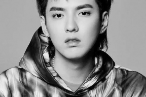 吴亦凡吃瓜娱乐爆料,娱乐圈吃瓜爆料背后的真相揭秘